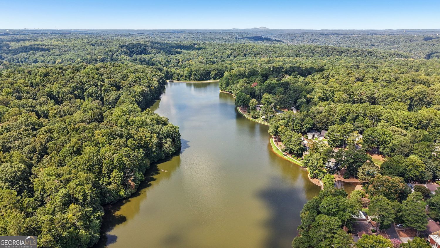 230 Lakeview Ridge E Roswell GA 30076