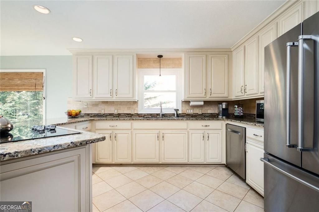 3290 Coachmans Way NE Roswell GA 30075