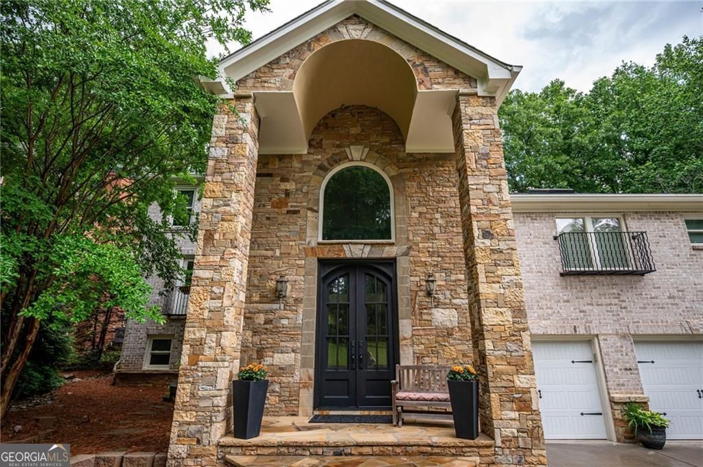 3290 Coachmans Way NE Roswell GA 30075