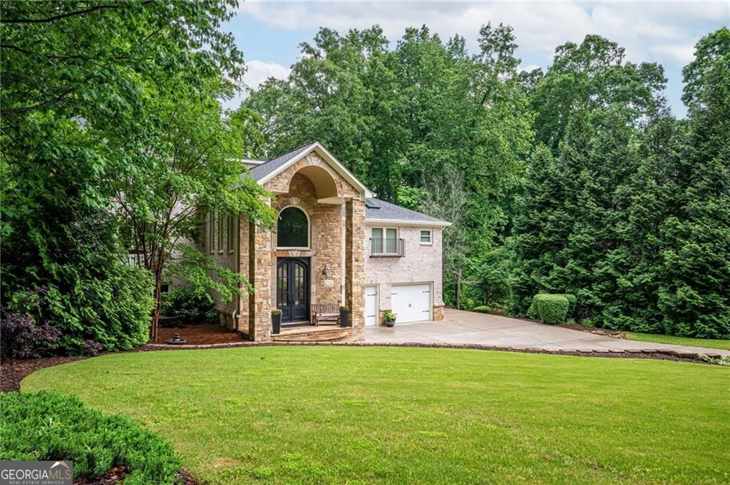 3290 Coachmans Way NE Roswell GA 30075