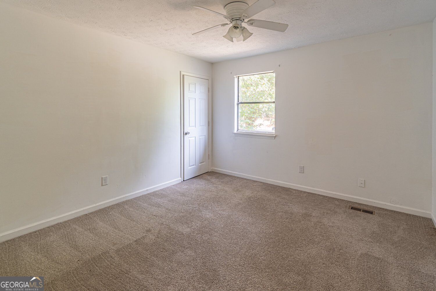 4996 Wycliffe Drive Stone Mountain GA 30087