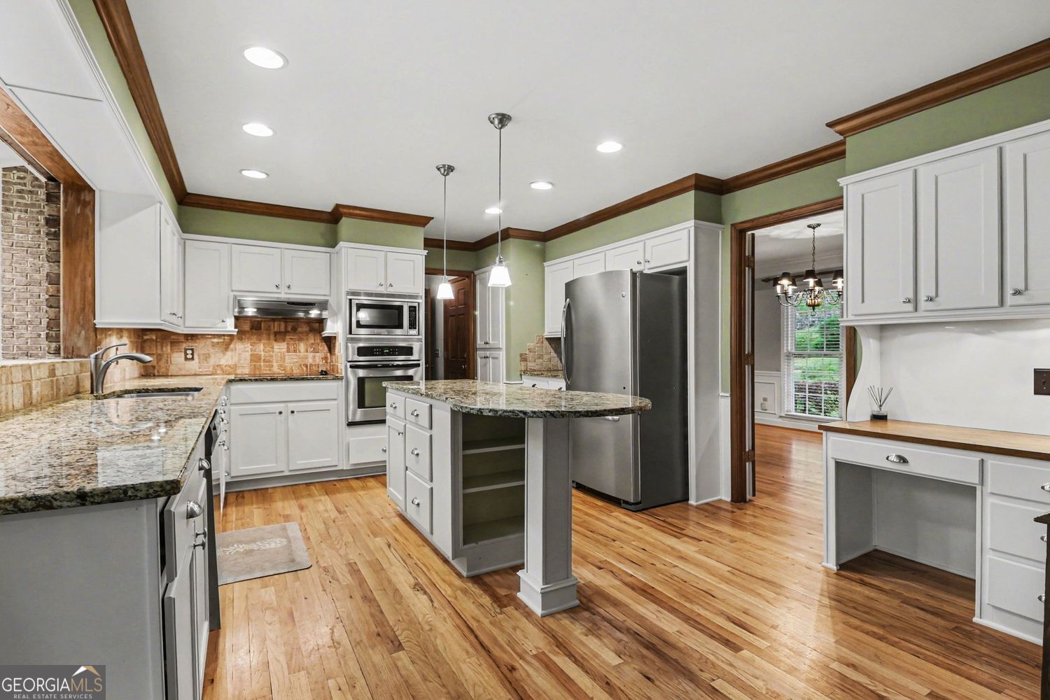 1695 Redbourne Drive Atlanta GA 30350