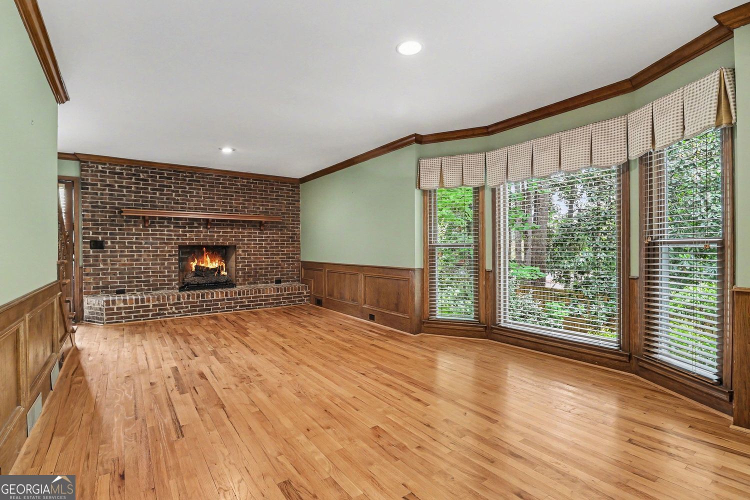 1695 Redbourne Drive Atlanta GA 30350