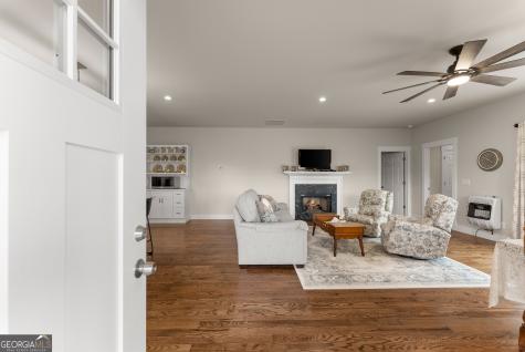 527 Abby Clayton GA 30525