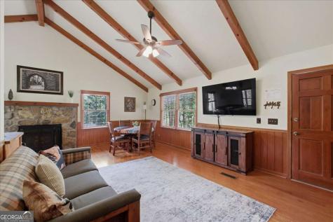 986 Mountain Oak Road Ellijay GA 30536