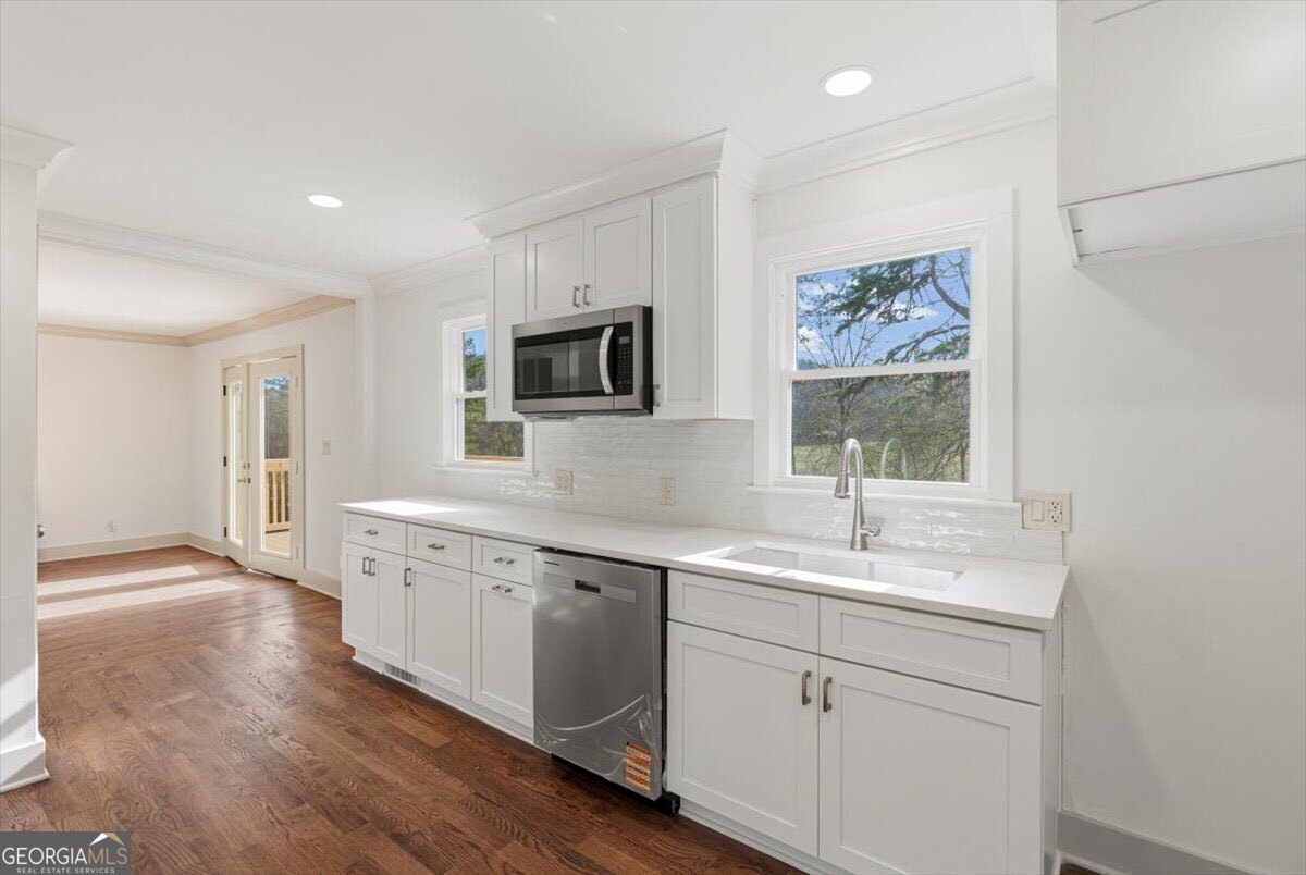 49 Apache Trail SW Cartersville GA 30120