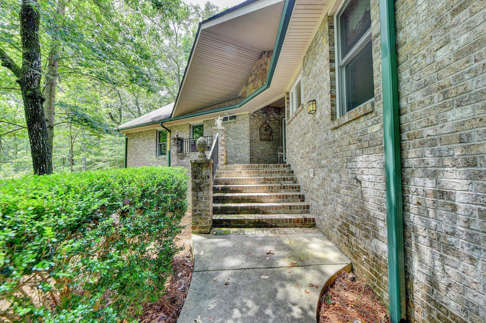 141 Eagle Heart Court Waleska GA 30183
