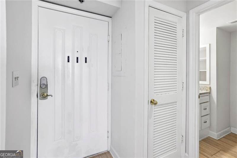 2870 Pharr Court South NW Atlanta GA 30305