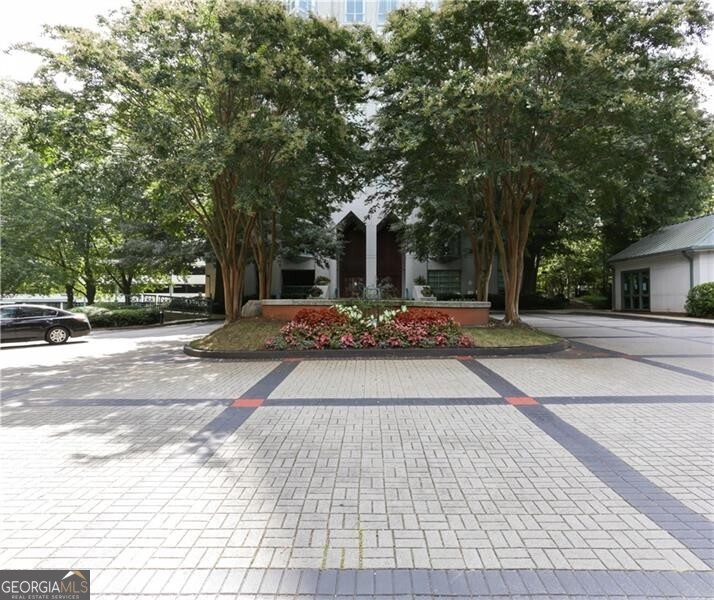 2870 Pharr Court South NW Atlanta GA 30305