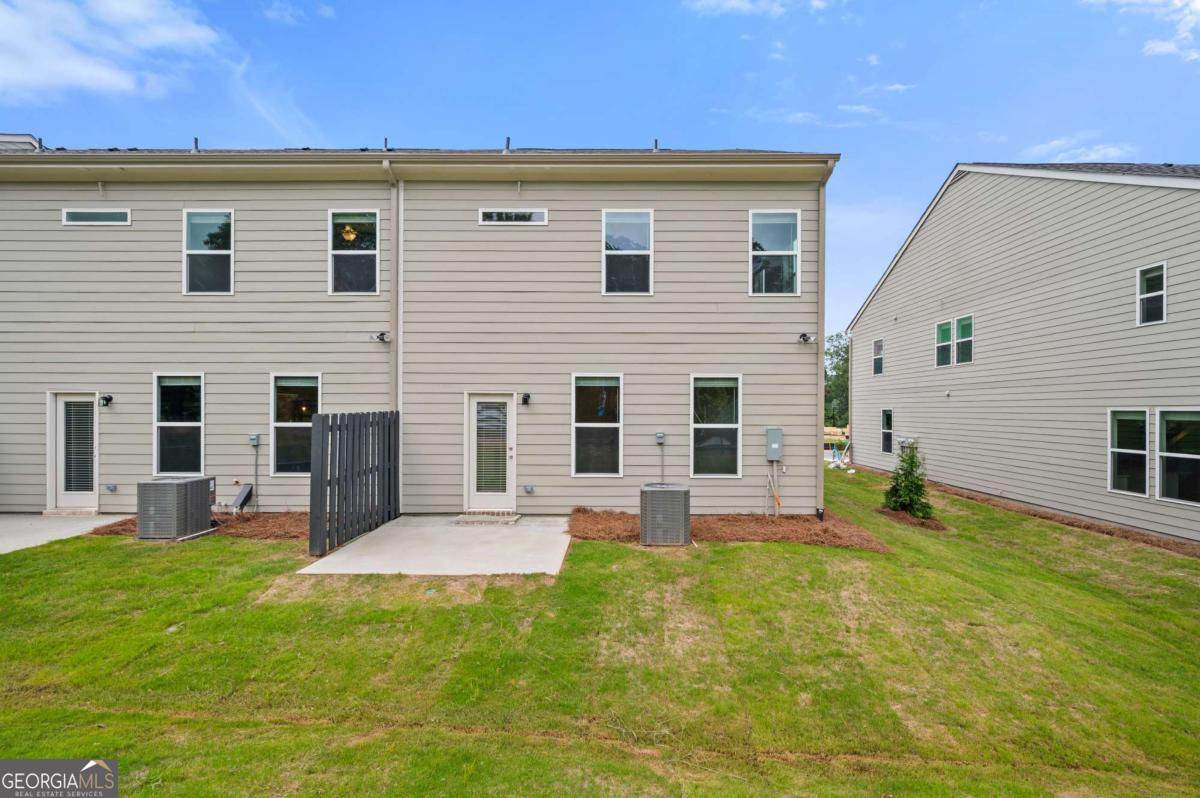 250 Abbotts Crossing Circle Conyers GA 30094