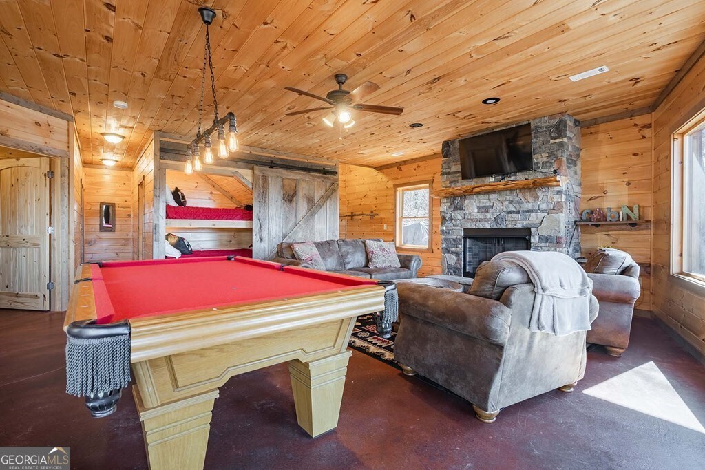 560 Endless View Road Mineral Bluff GA 30559