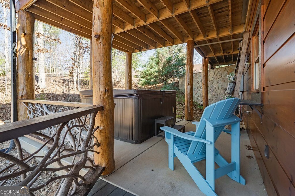 560 Endless View Road Mineral Bluff GA 30559