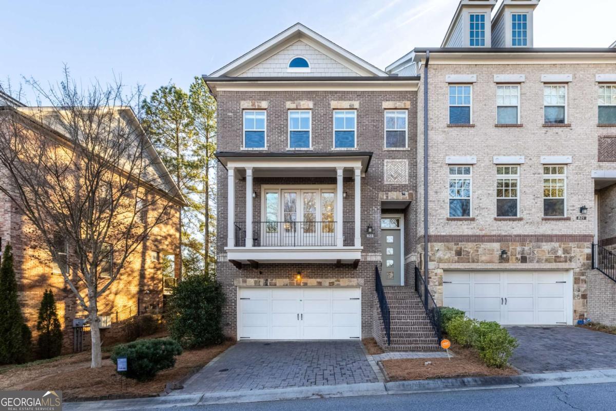823 Canterbury Overlook Atlanta GA 30324