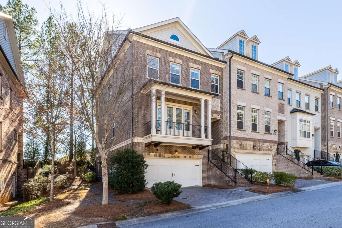 823 Canterbury Overlook Atlanta GA 30324