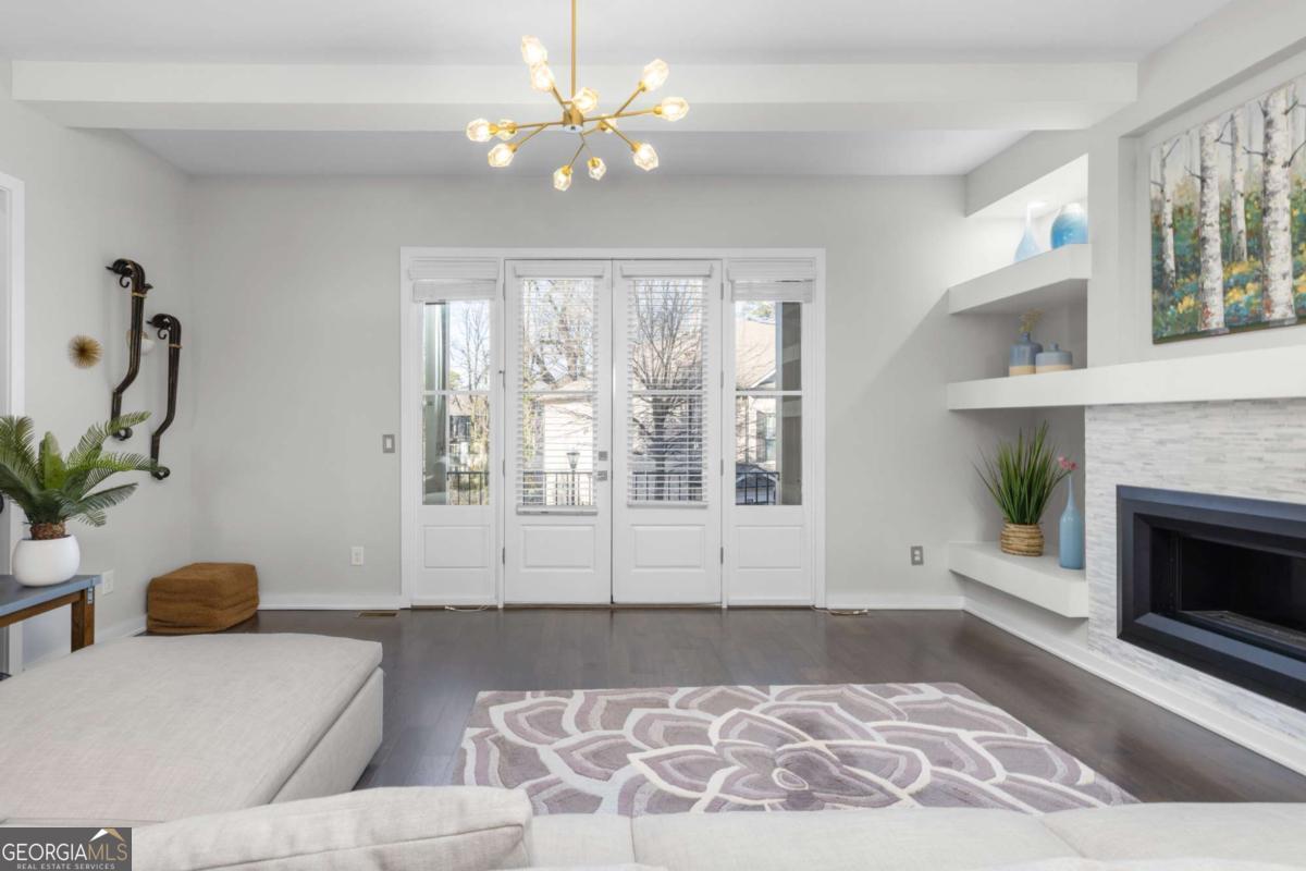 823 Canterbury Overlook Atlanta GA 30324
