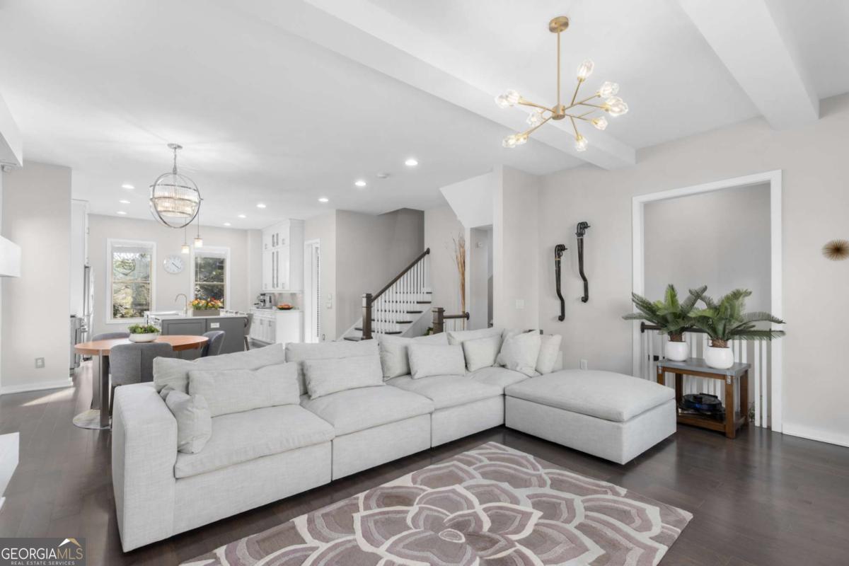 823 Canterbury Overlook Atlanta GA 30324