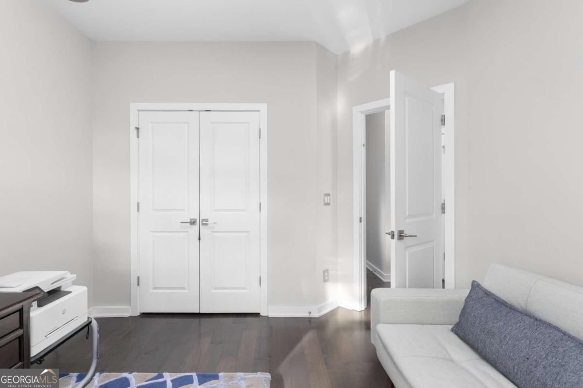 823 Canterbury Overlook Atlanta GA 30324