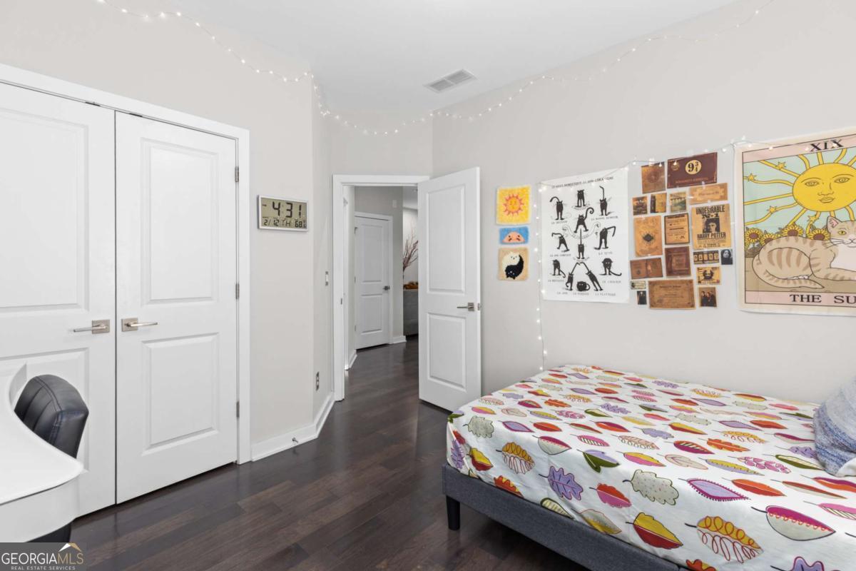823 Canterbury Overlook Atlanta GA 30324