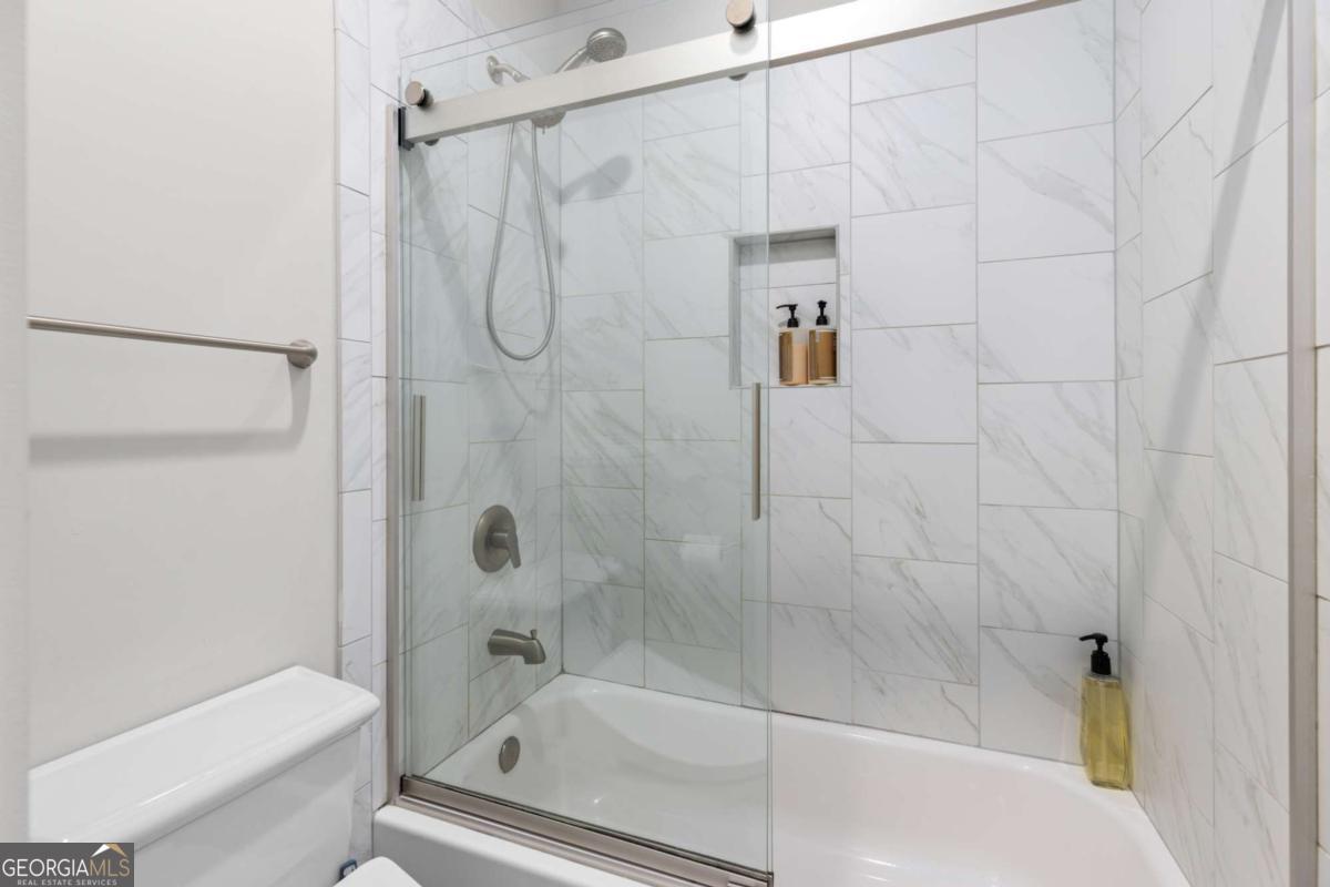 823 Canterbury Overlook Atlanta GA 30324