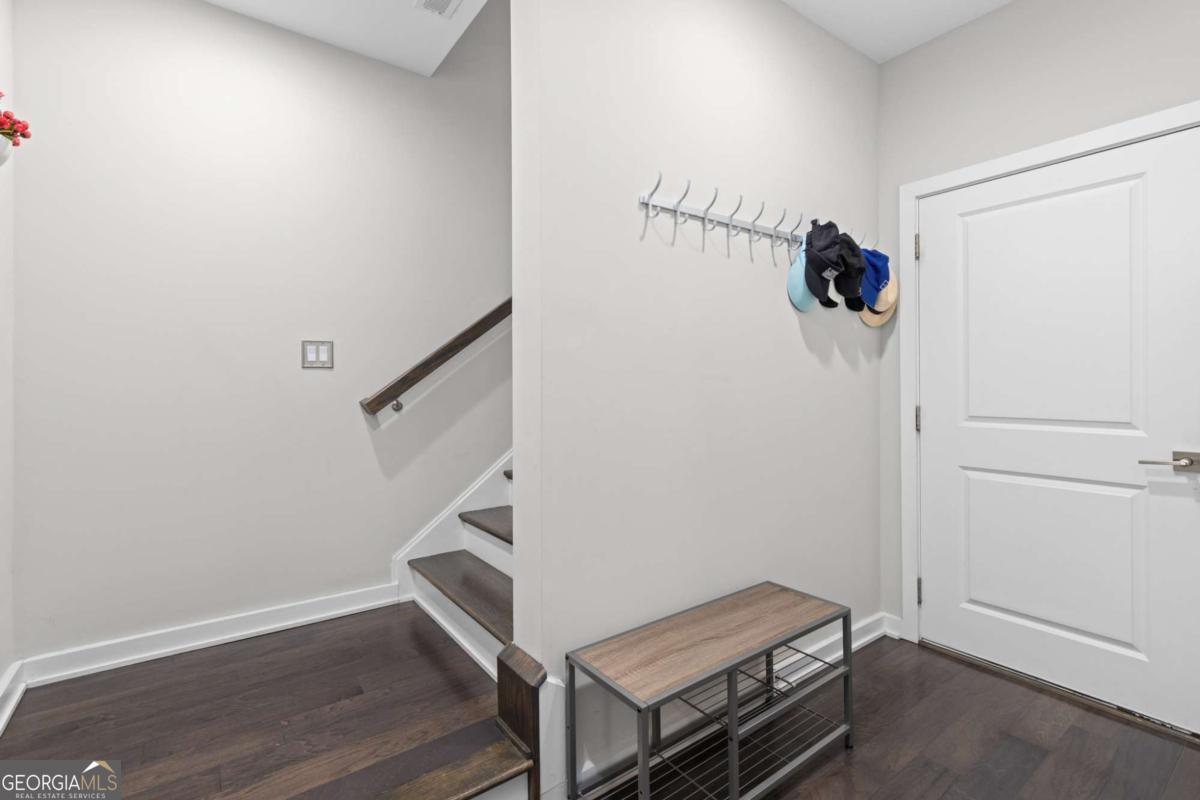 823 Canterbury Overlook Atlanta GA 30324