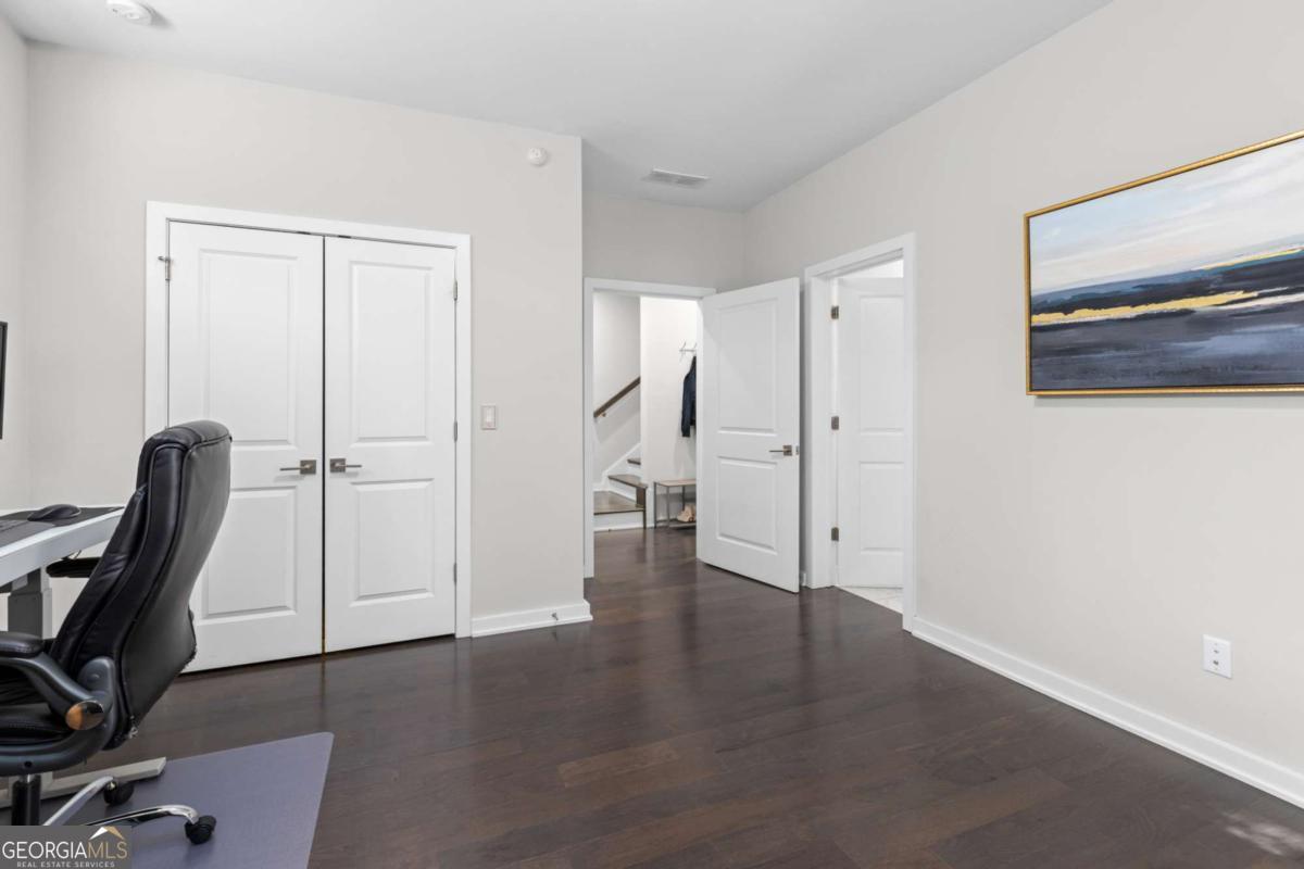 823 Canterbury Overlook Atlanta GA 30324