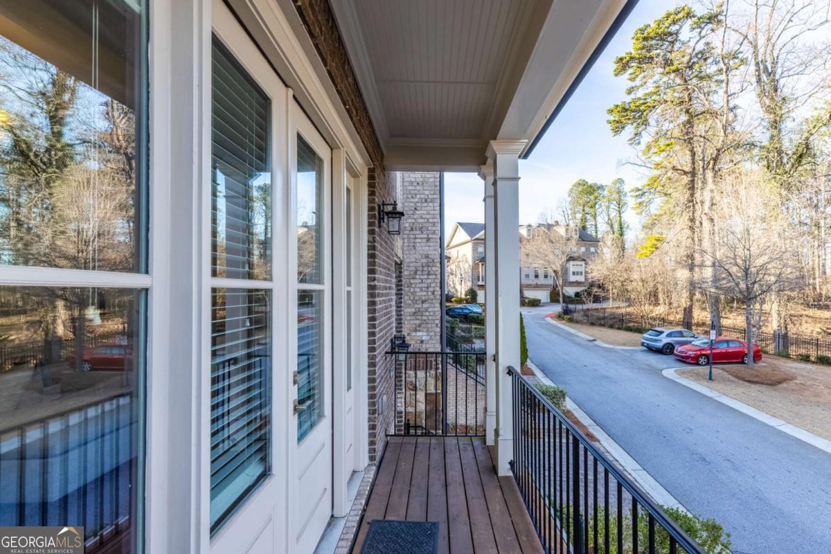 823 Canterbury Overlook Atlanta GA 30324
