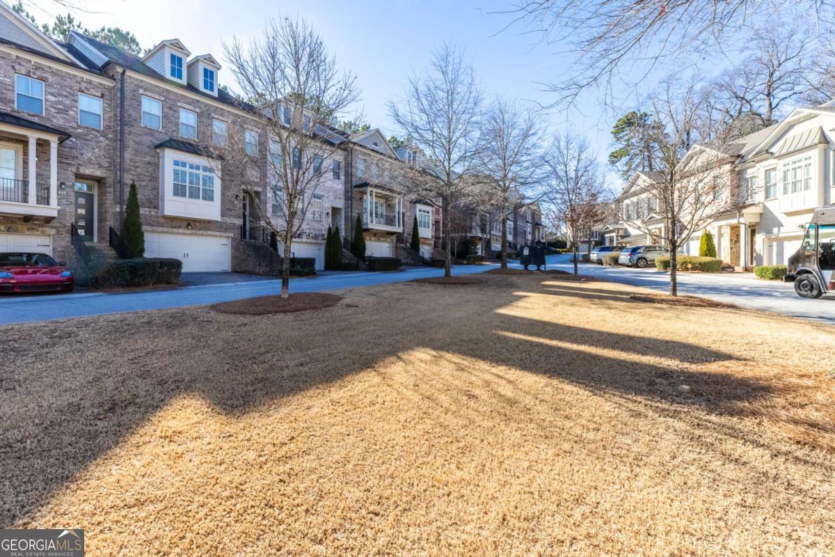 823 Canterbury Overlook Atlanta GA 30324