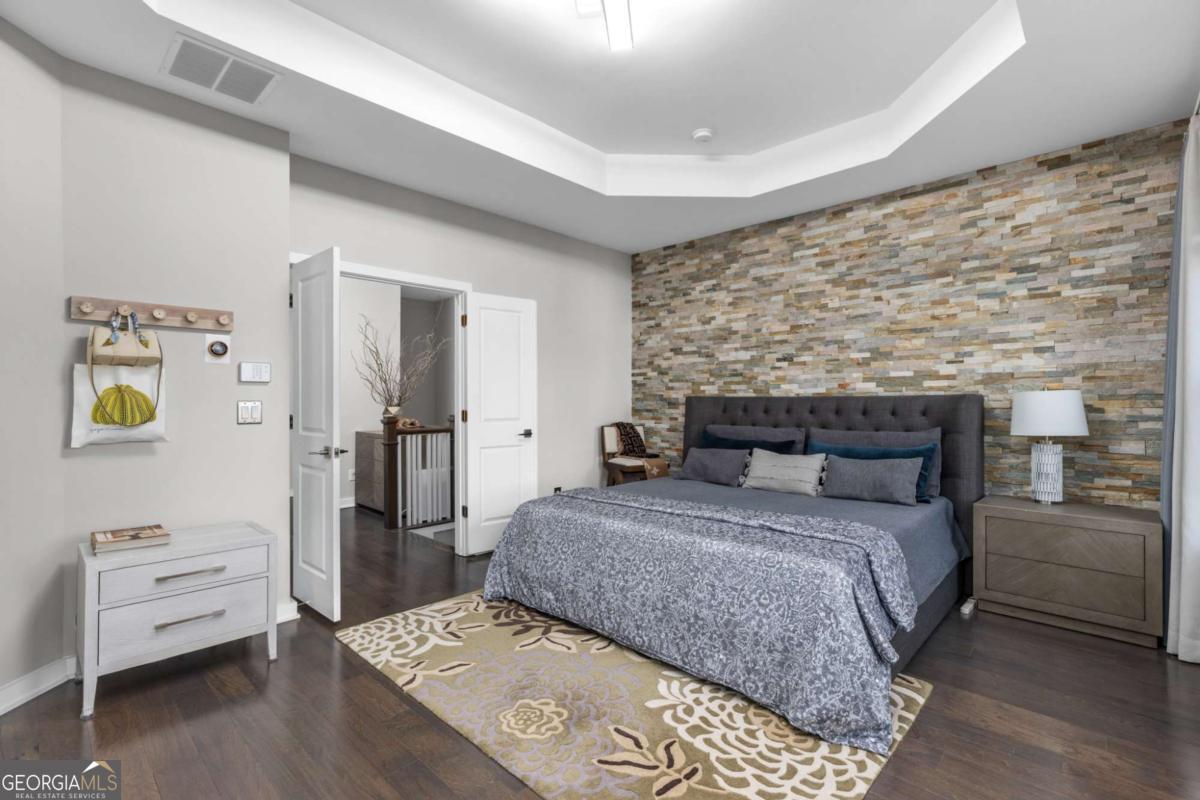 823 Canterbury Overlook Atlanta GA 30324