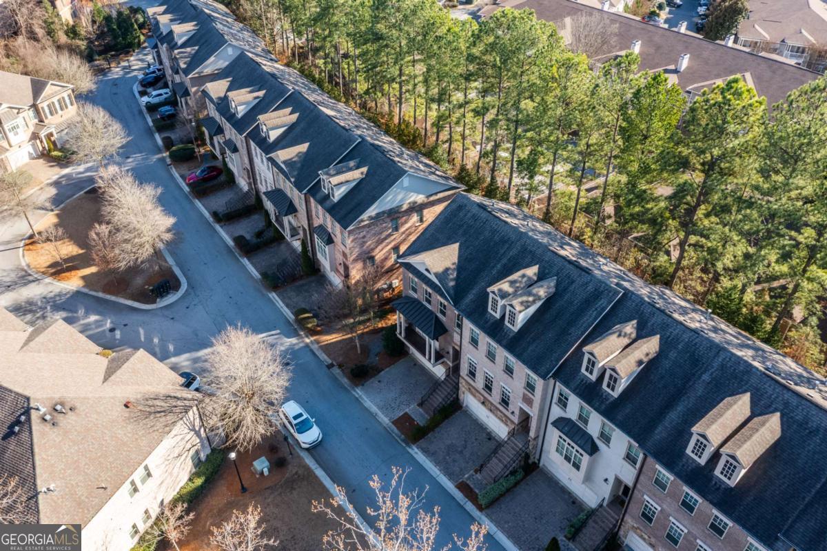 823 Canterbury Overlook Atlanta GA 30324
