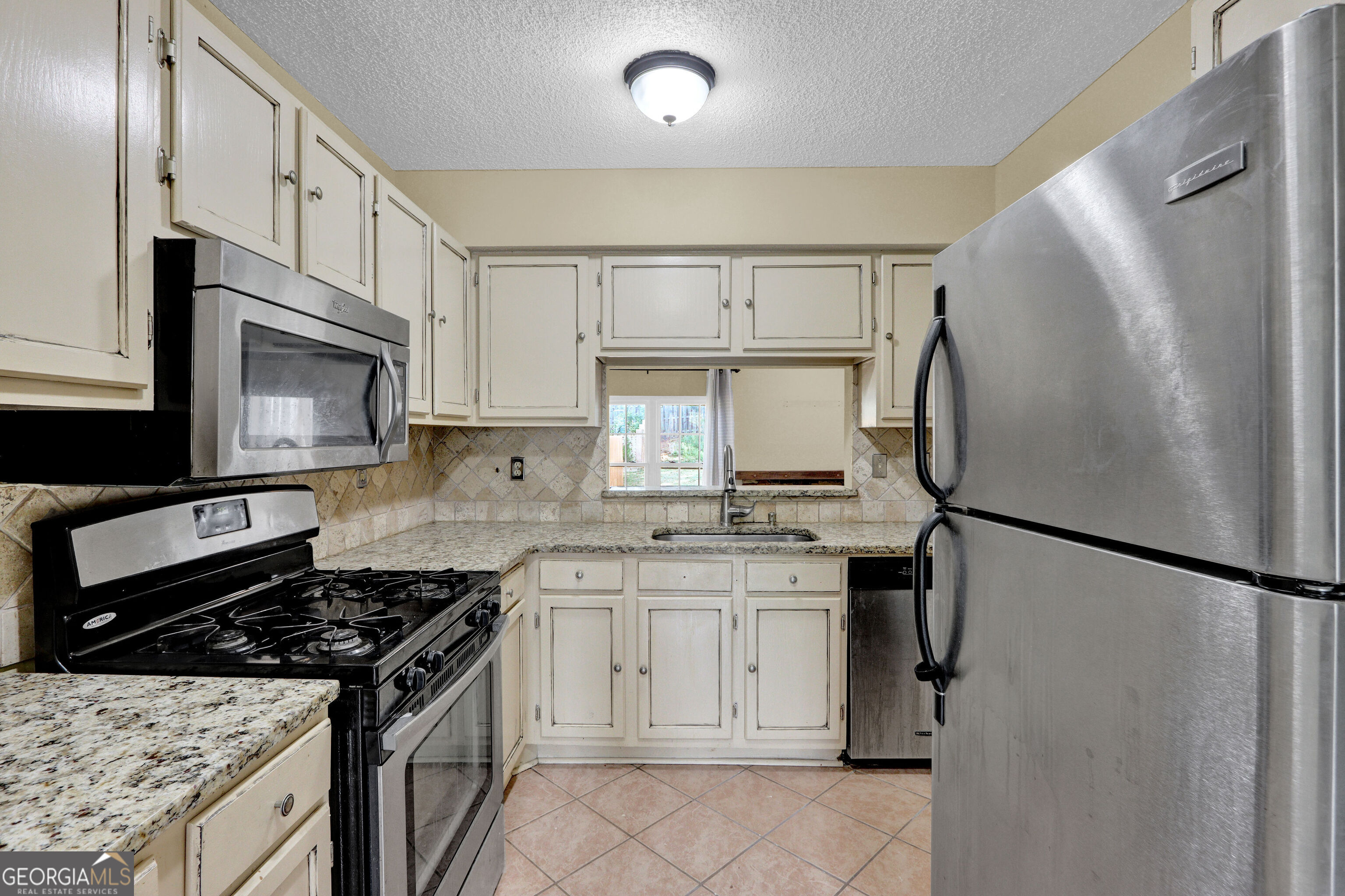 3223 Long Iron Drive Lawrenceville GA 30044
