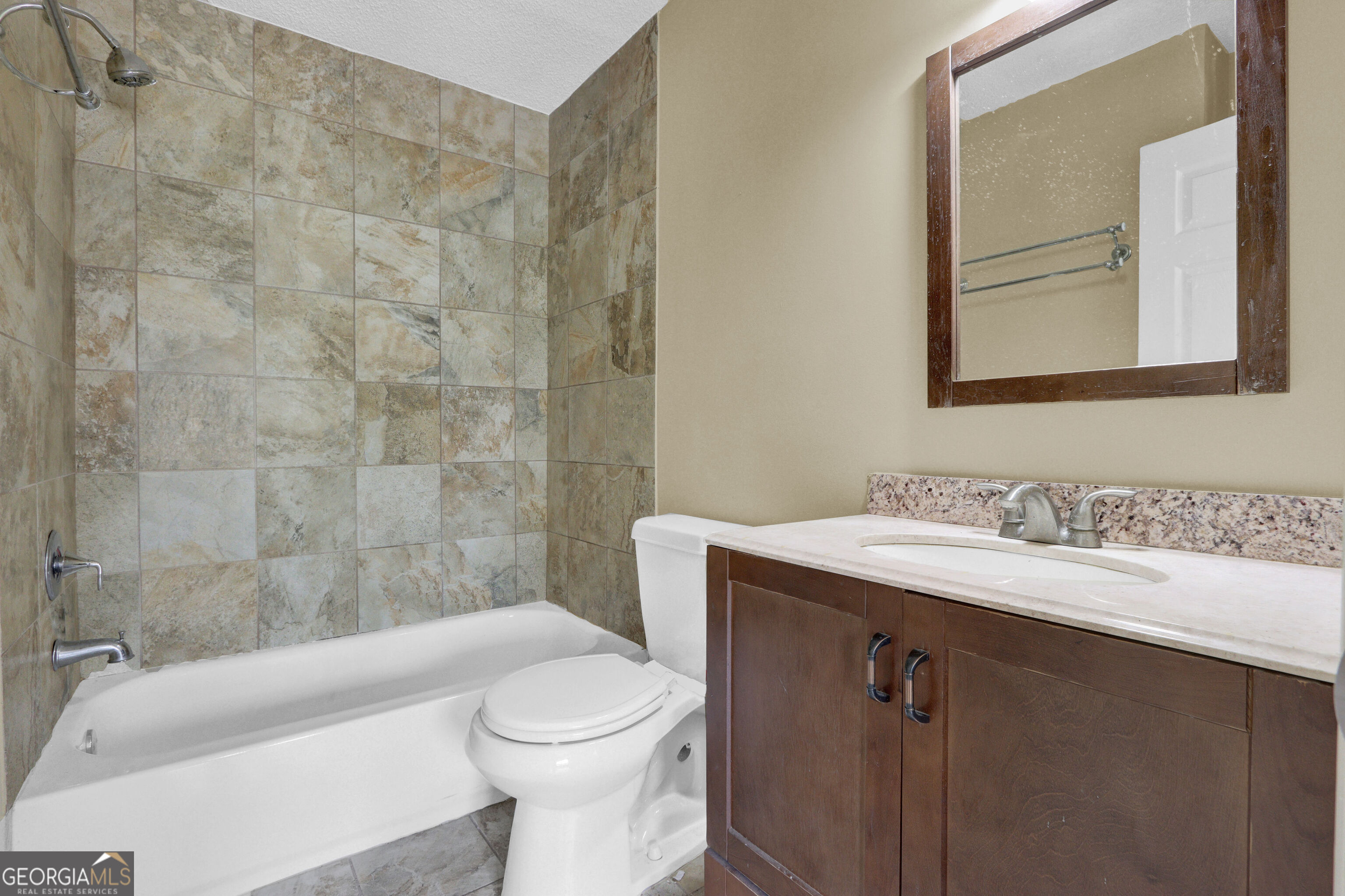 3223 Long Iron Drive Lawrenceville GA 30044
