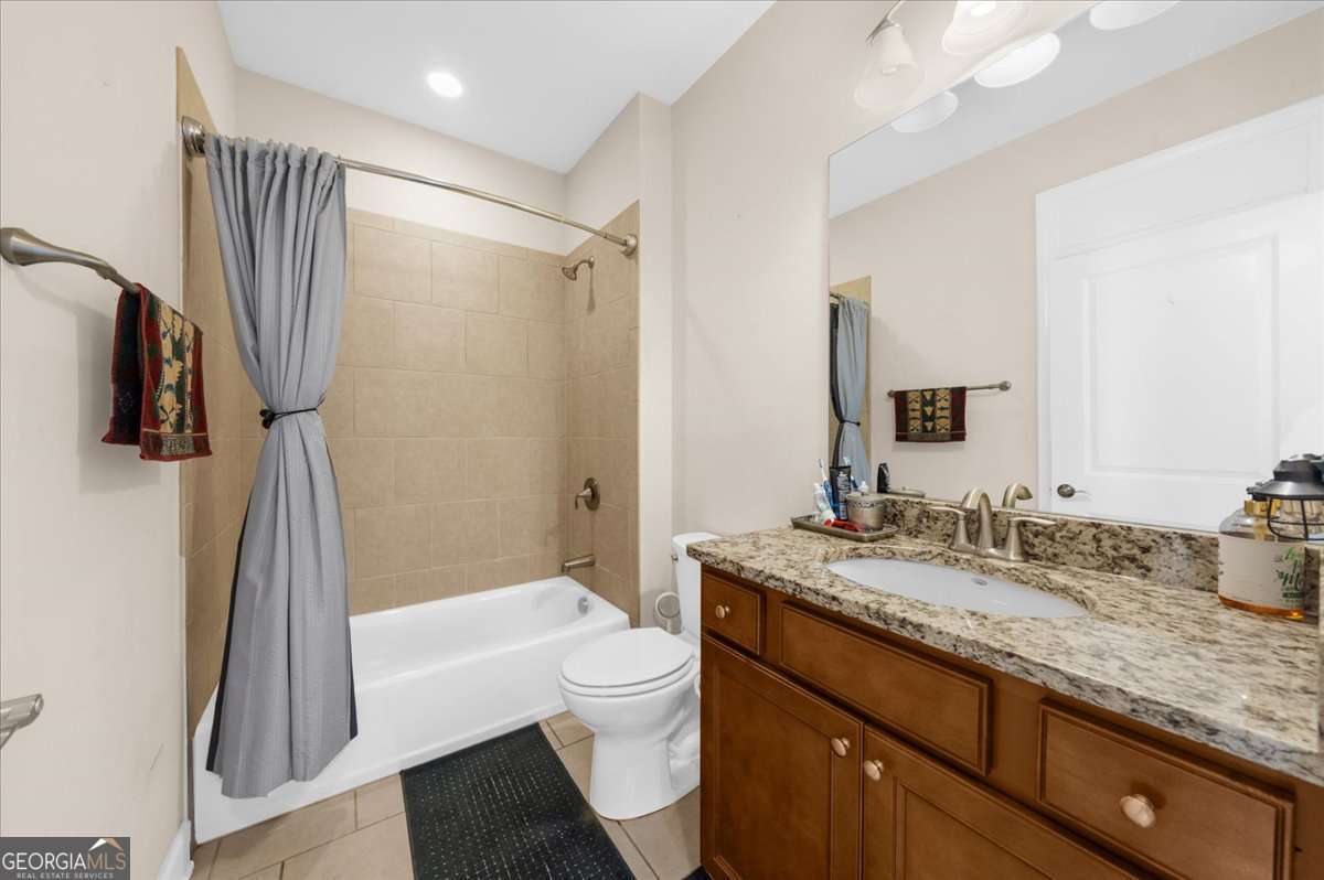 3739 Golden Leaf Point SW Gainesville GA 30504