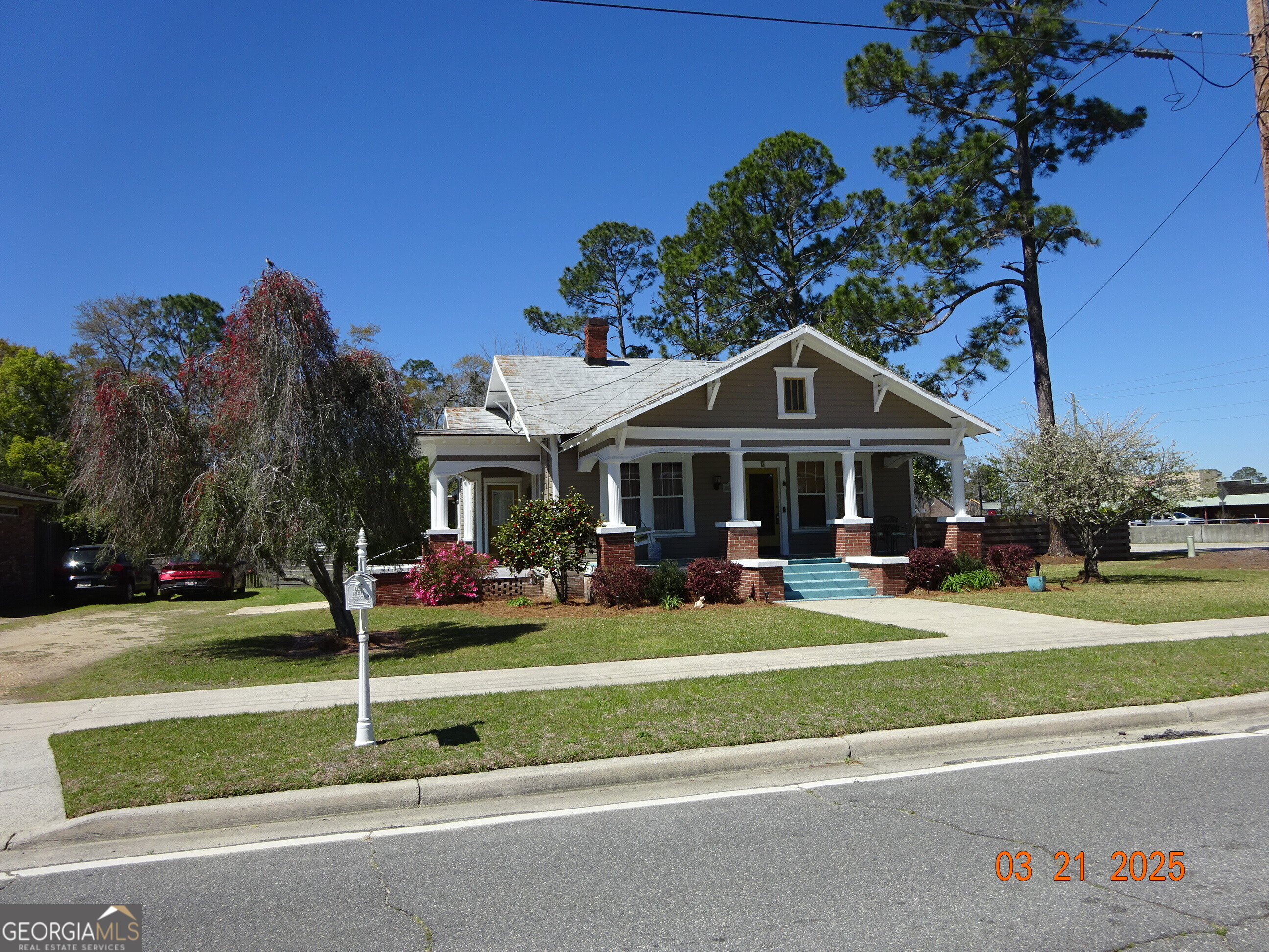 3 S Spring Street Claxton GA 30417