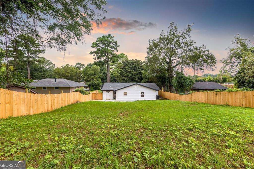 2715 Ellen Way Decatur GA 30032
