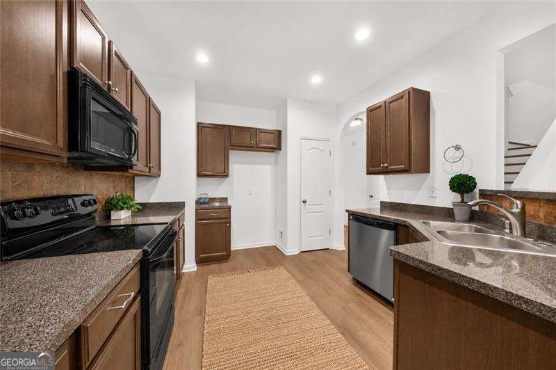 306 Pin Oak Avenue Woodstock GA 30188