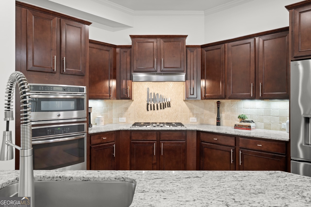 302 Canter Way Woodstock GA 30188