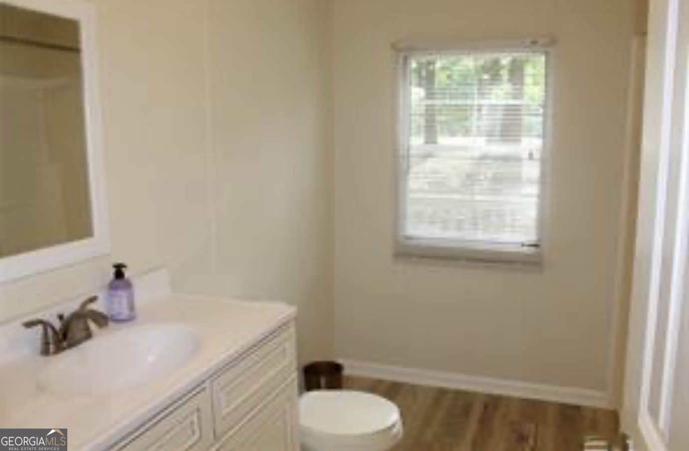 576 Nichols Road Pendergrass GA 30567