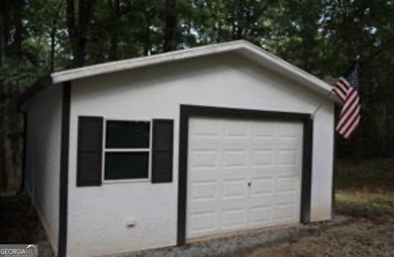 576 Nichols Road Pendergrass GA 30567