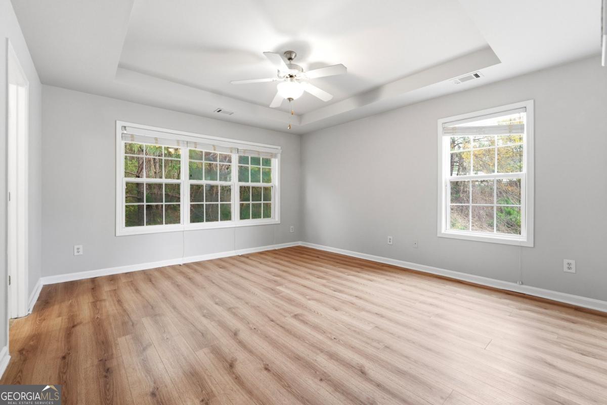 1006 Ivydale Circle Lawrenceville GA 30045