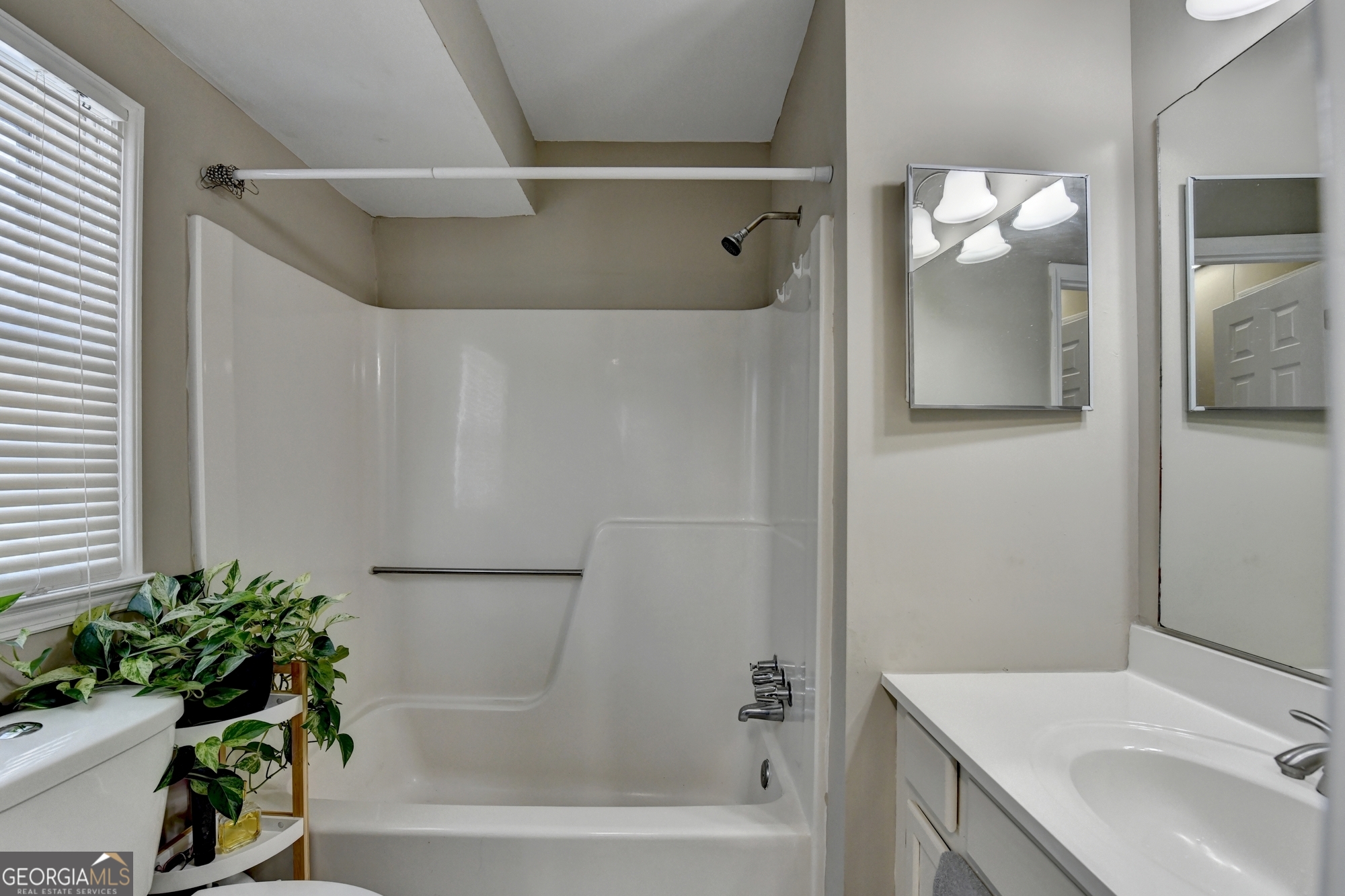 992 Old Holcomb Bridge Road Roswell GA 30076