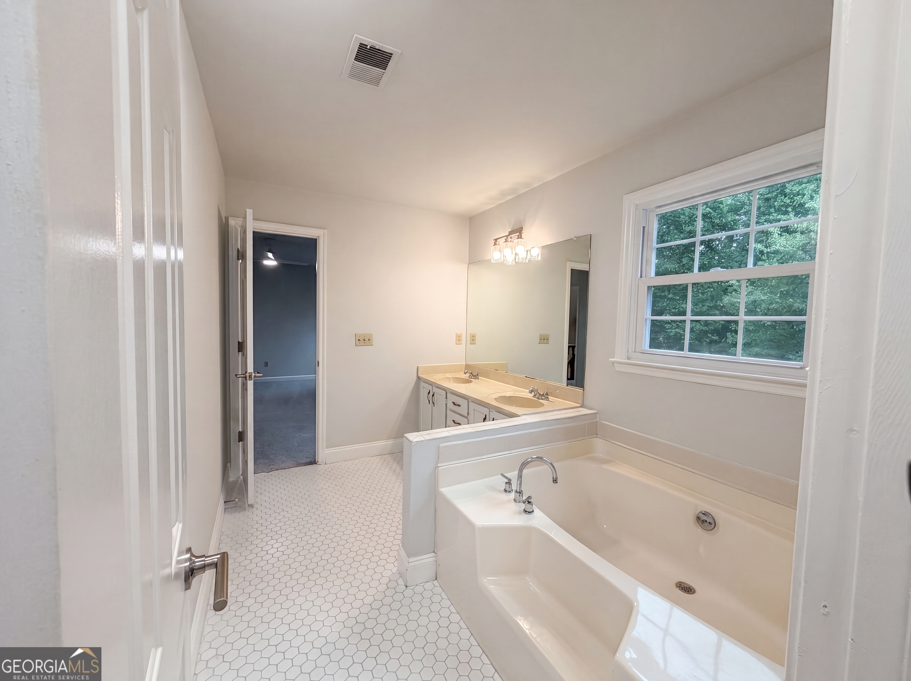 3162 Oak Leaf Court SW Marietta GA 30064