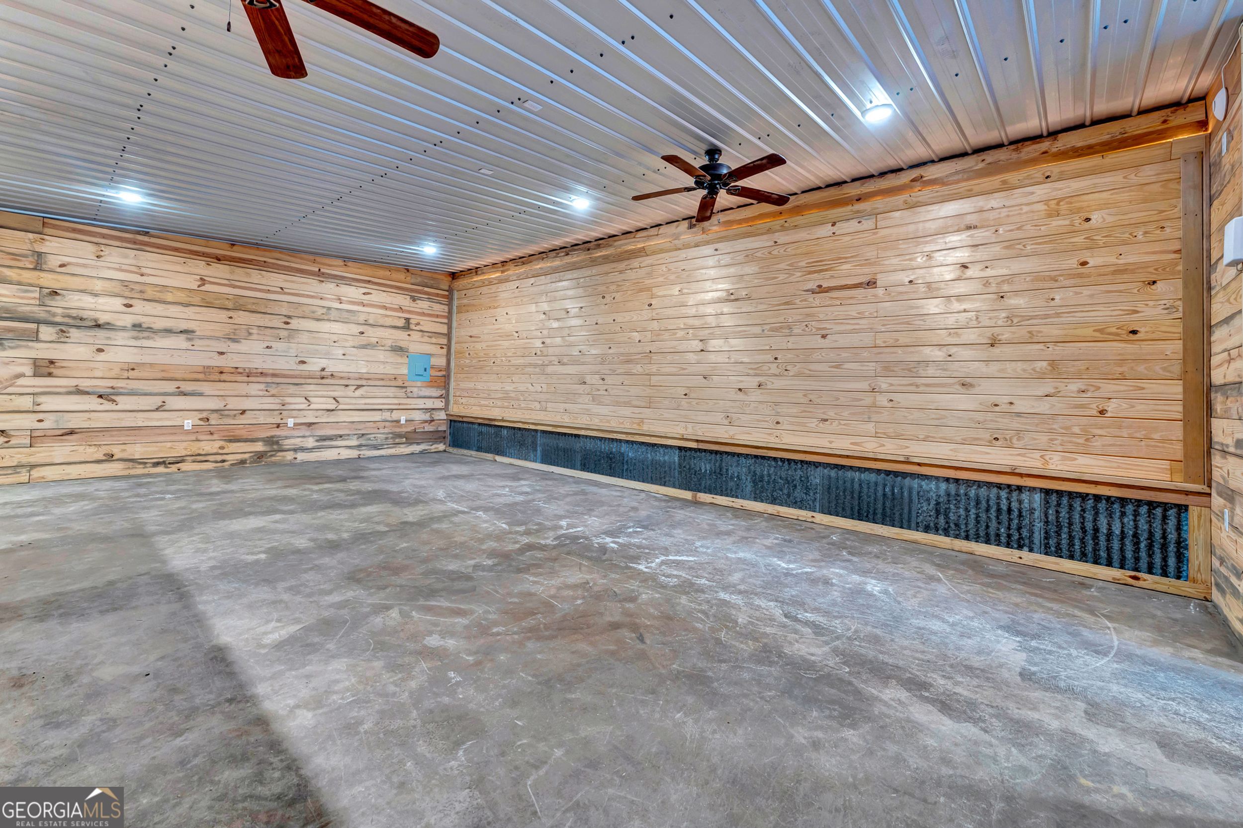 1039 Womack Road N Garfield GA 30425