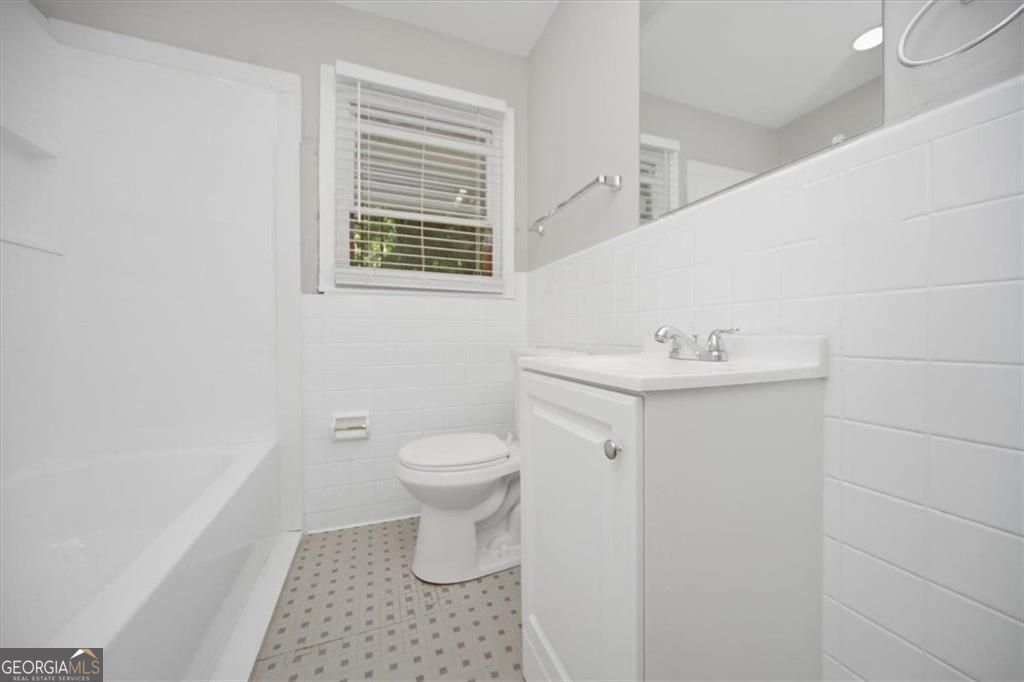 2421 Spring Garden Drive SW Atlanta GA 30315