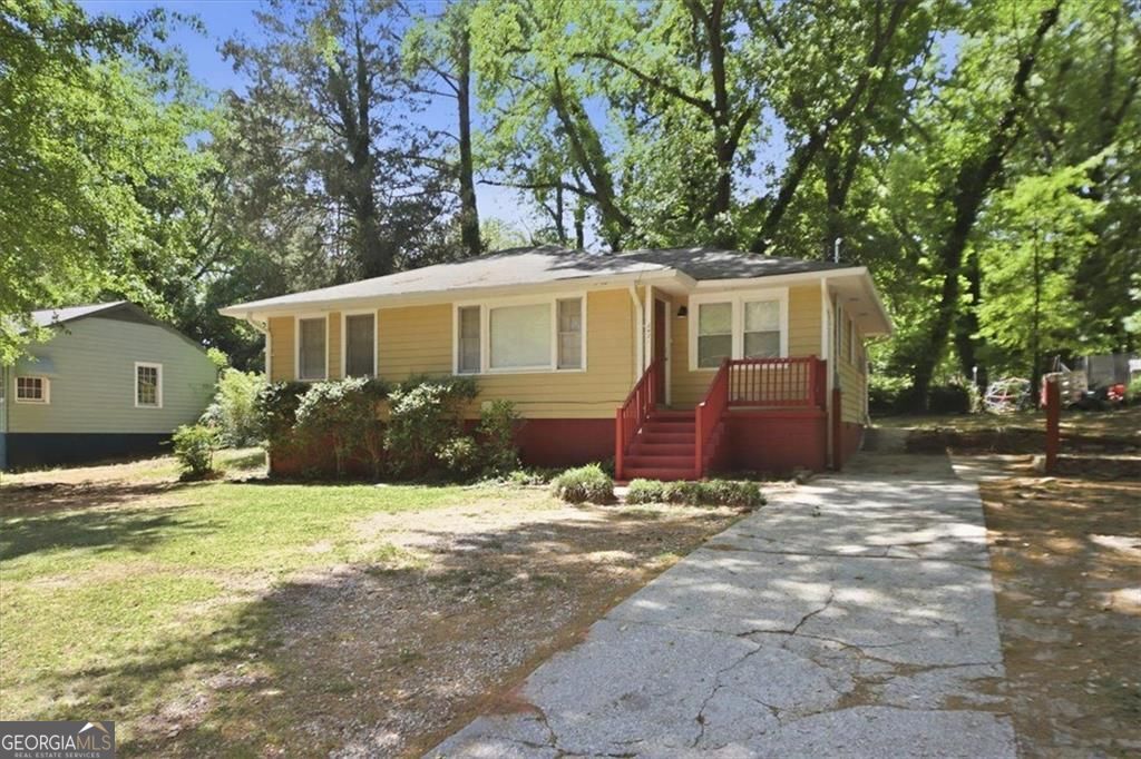 2421 Spring Garden Drive SW Atlanta GA 30315