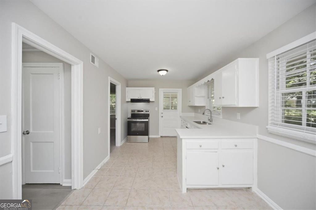 2421 Spring Garden Drive SW Atlanta GA 30315