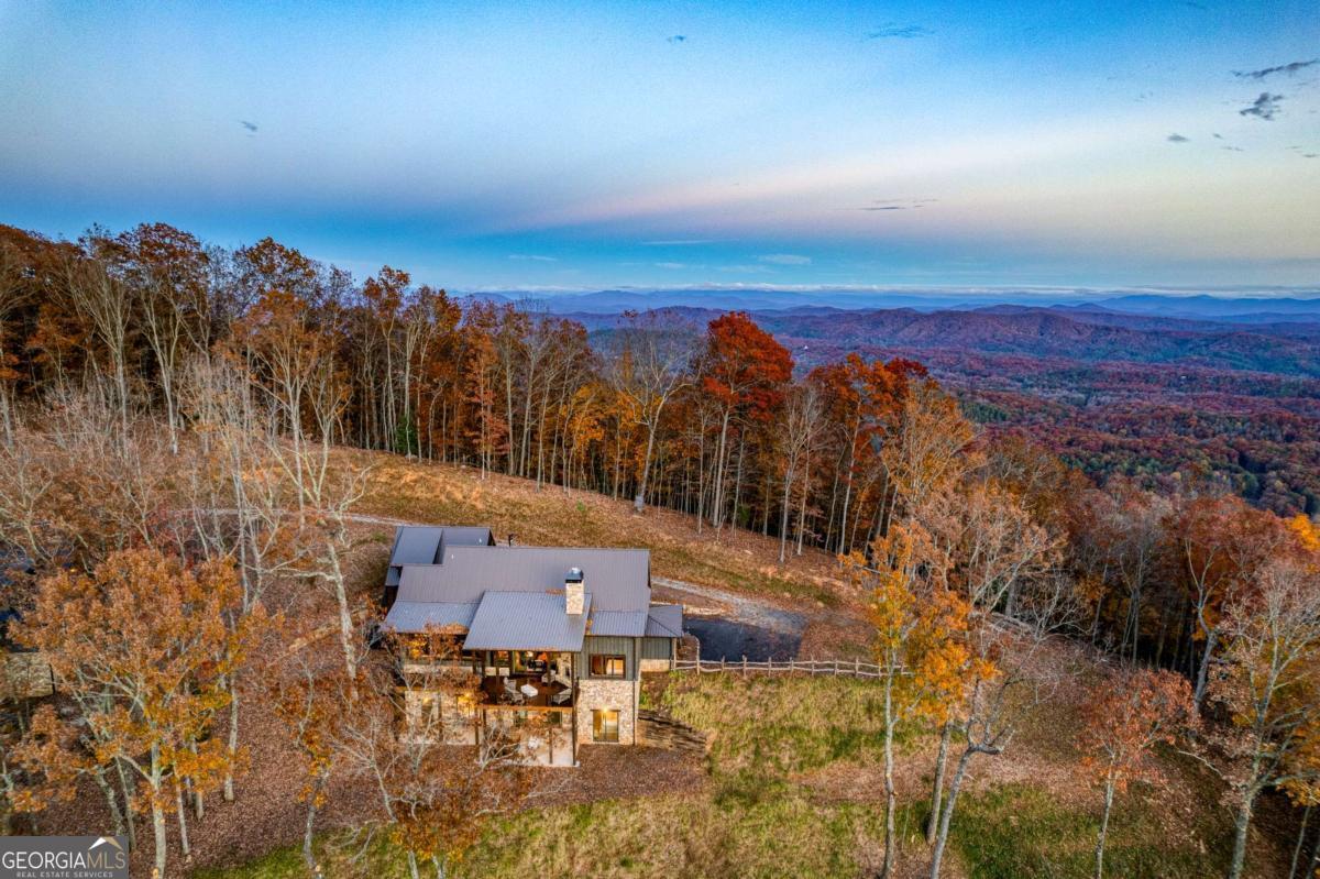 18 Wawayanda Drive Mineral Bluff GA 30559