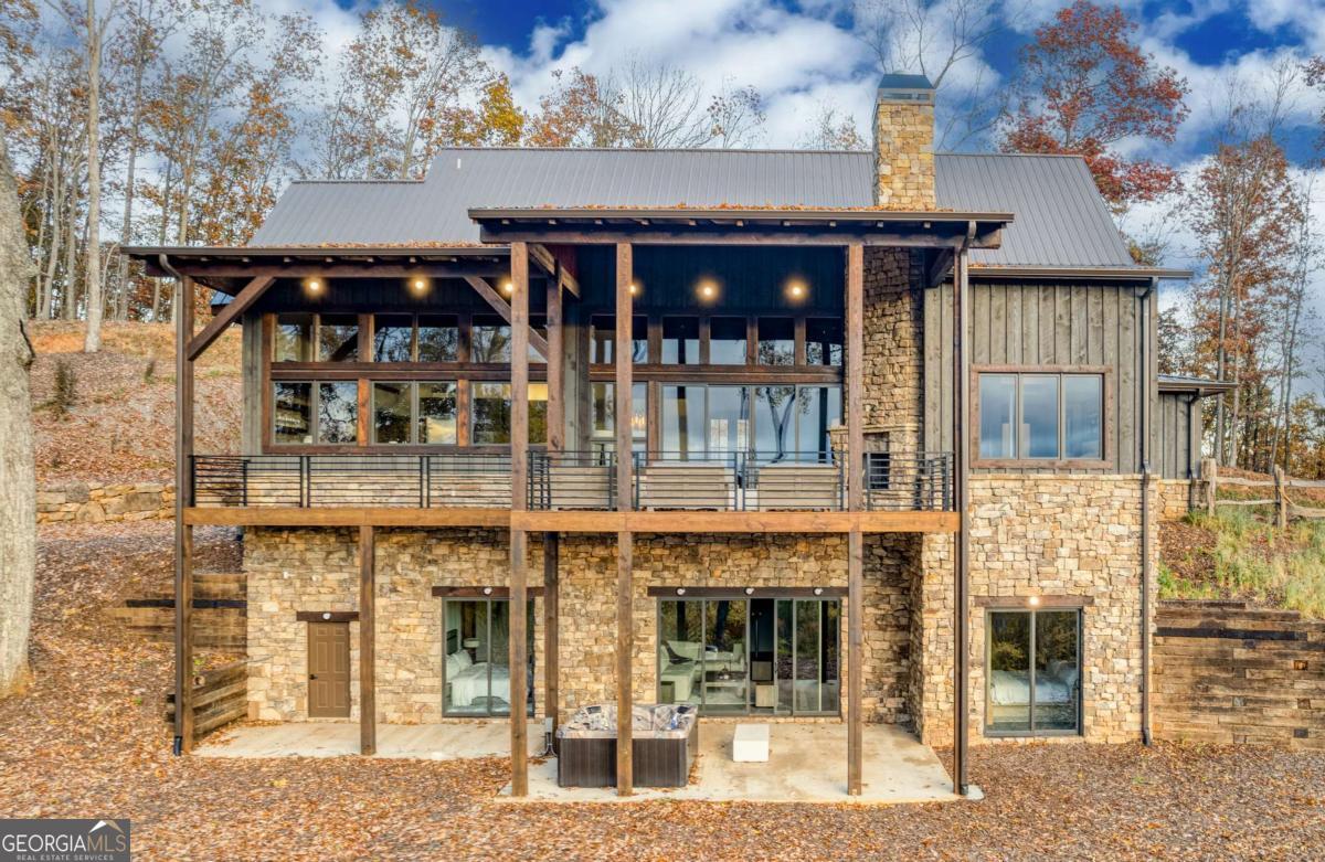 18 Wawayanda Drive Mineral Bluff GA 30559