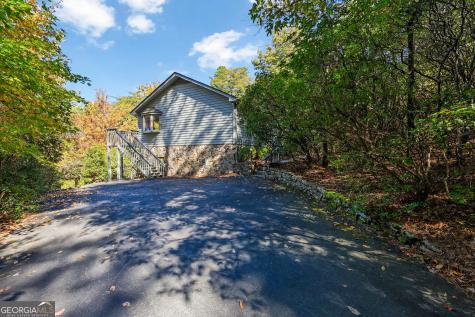 545 Pinecrest Road Sautee Nacoochee GA 30571