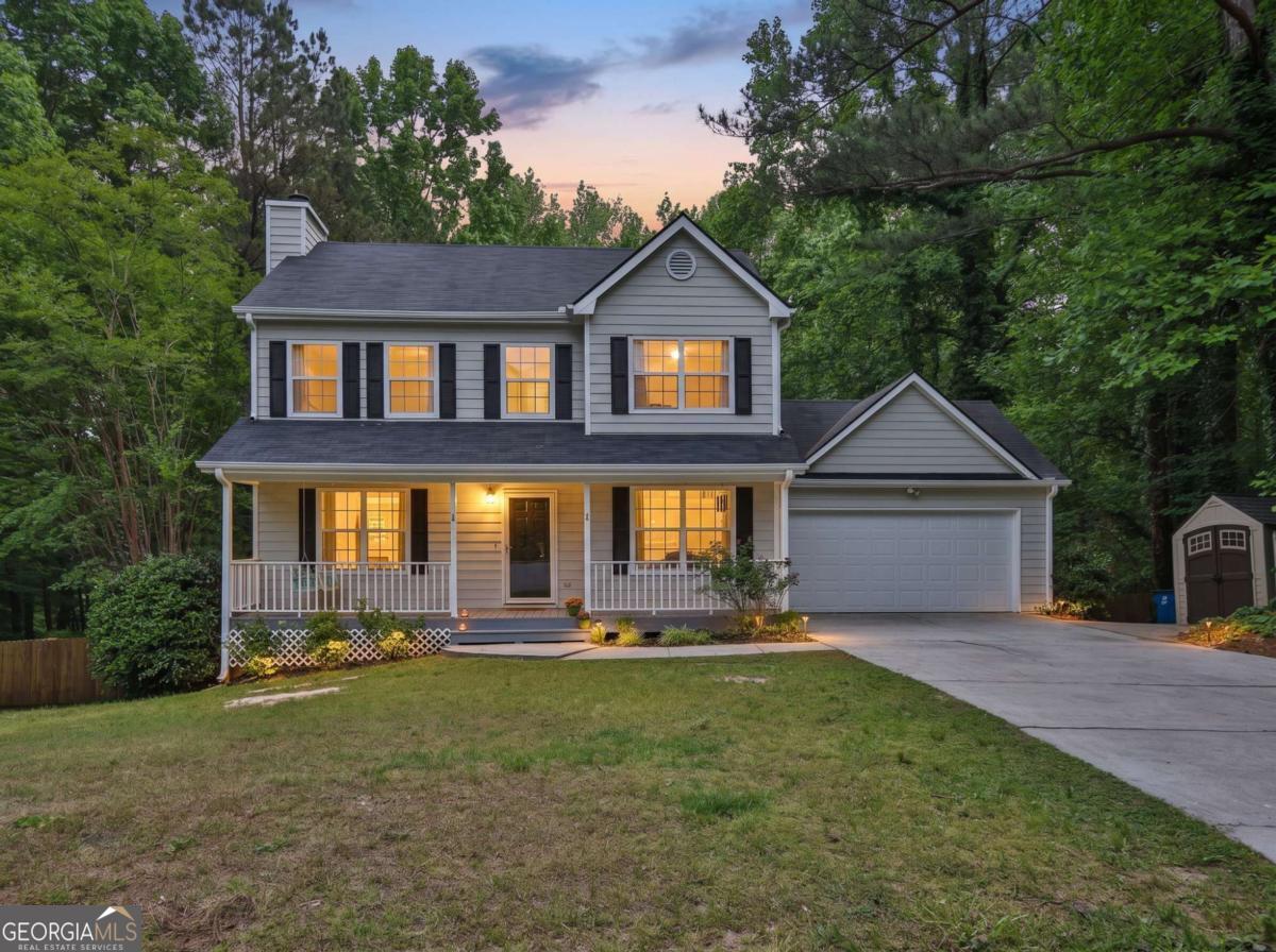 379 Creek Crossing Court Grayson GA 30017