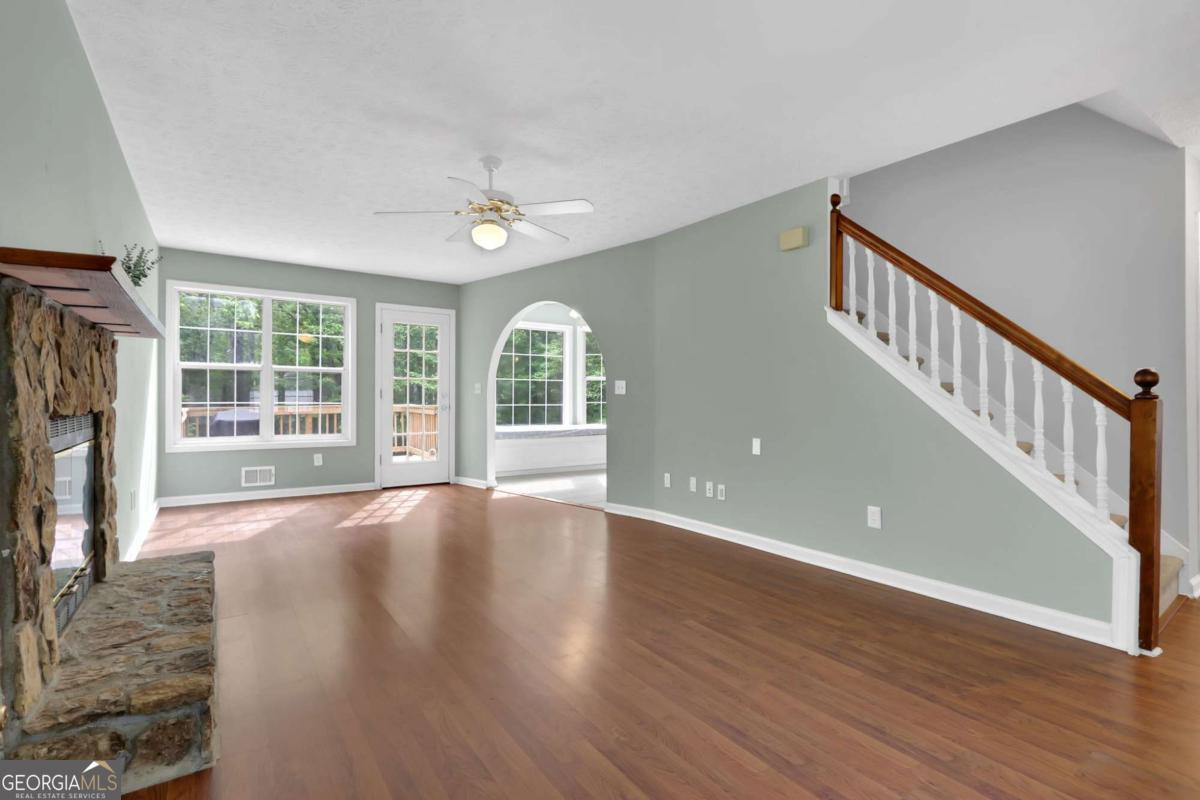 379 Creek Crossing Court Grayson GA 30017